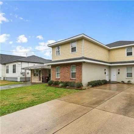 Rent this 3 bed house on 6540 Fleur de Lis Drive in Lakeview, New Orleans