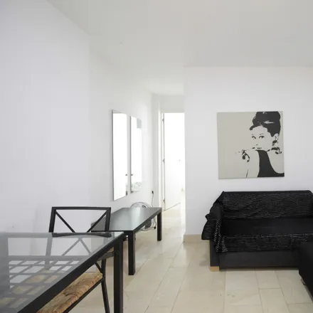 Image 5 - Madrid, Centro Europeo de Estudios Profesionales, Paseo de Extremadura, 28011 Madrid - Apartment for rent