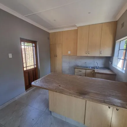 Image 6 - FIELD, Barnato Street, Hadison Park, Sol Plaatje Local Municipality, 8300, South Africa - Apartment for rent