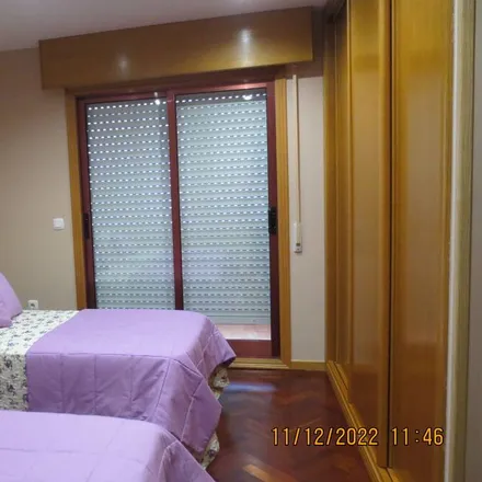 Rent this 3 bed condo on Arcade in Rúa do Peirao, 36690 Soutomaior