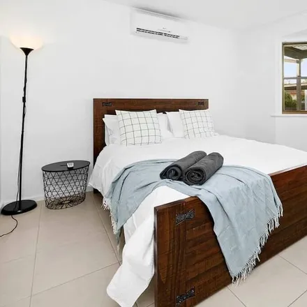 Rent this 4 bed house on Blair Athol SA 5084