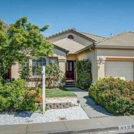 Buy this 3 bed house on 617 Robin Drive in Vacaville, CA 95687