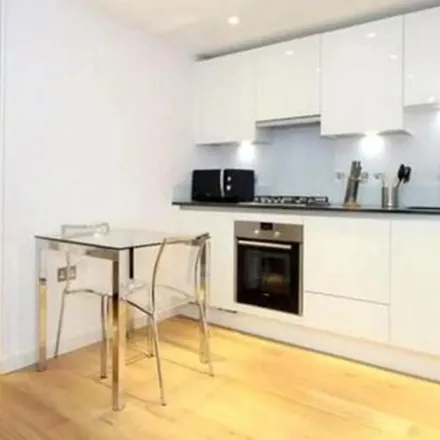 Image 3 - 38 Frederick Street, London, WC1X 0NB, United Kingdom - Apartment for rent