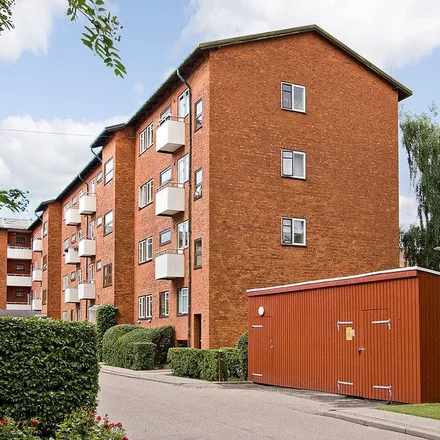 Rent this 3 bed apartment on Godthåbsvej 140 in 2000 Frederiksberg, Denmark