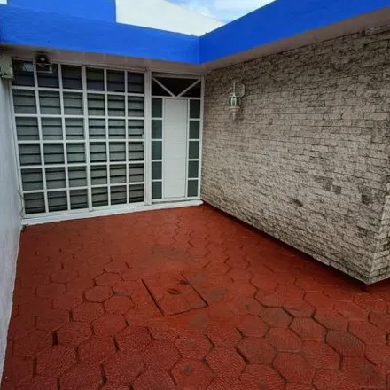 Rent this 2 bed house on Avenida Laura Méndez de Cuaenca in 50019 Toluca, MEX