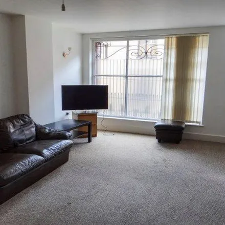 Rent this 3 bed apartment on Cascades Shopping Centre in Commercial Road, Portsmouth