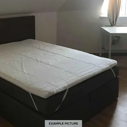 Rent this 1 bed apartment on Schwanthalerstraße 61 in 60596 Frankfurt, Germany
