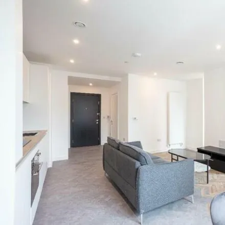 Image 4 - 21-22 Gillender Street, Bromley-by-Bow, London, E3 3LB, United Kingdom - Apartment for rent
