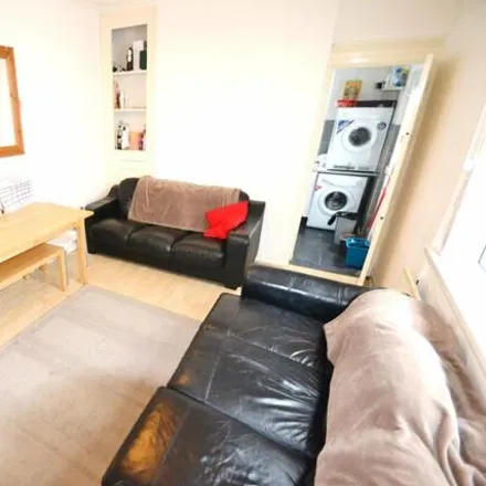 Rent this 1 bed house on Rawden Place in Cardiff, CF11 6LF