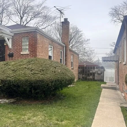 Buy this 2 bed house on 142 West 141st Street in Riverdale, IL 60827