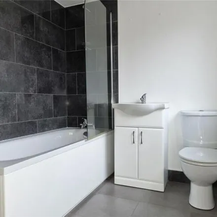 Image 5 - Noble Residential, Hornchurch Road, London, RM11 1QH, United Kingdom - Apartment for sale
