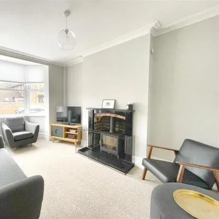 Image 2 - Elm Street, Newcastle-under-Lyme, ST5 0QD, United Kingdom - Townhouse for sale