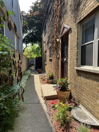Image 2 - 2125-2127 North Humboldt Boulevard, Chicago, IL 60647, USA - Townhouse for sale