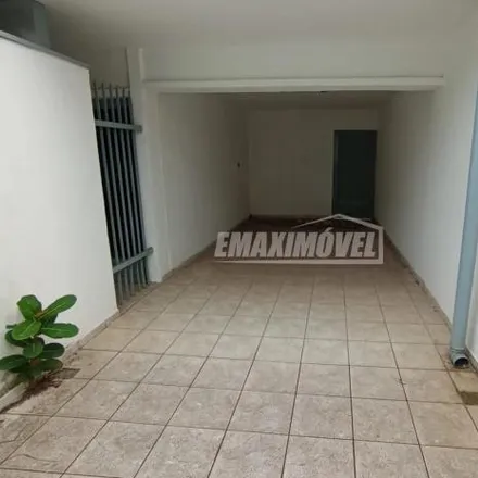 Rent this 4 bed house on Doceria Mãos de Fada in Rua Manoel José da Fonseca, Vila Santo Antônio