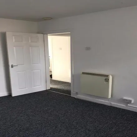 Image 1 - Simon Close, Nuneaton, CV11 4JP, United Kingdom - Apartment for rent