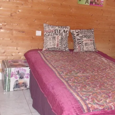 Rent this 2 bed house on 85550 La Barre-de-Monts