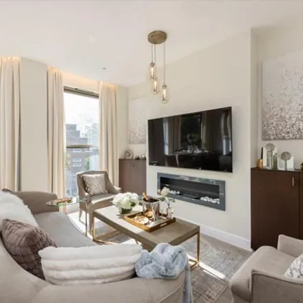 Buy this 3 bed apartment on 2 St John's Wood Park in London, NW8 6QU