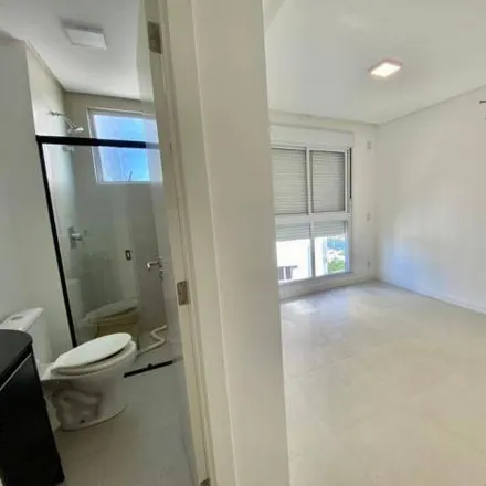 Rent this 3 bed apartment on Rua 4400 in Centro, Balneário Camboriú - SC