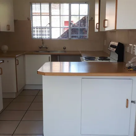 Rent this 2 bed apartment on Laerskool Goudrand in 8th Street, Boksburg Noord