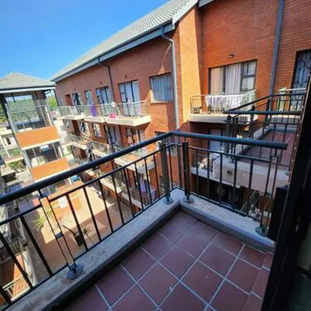 Image 5 - Campus Square, Kingsway Avenue, Rossmore, Johannesburg, 2001, South Africa - Apartment for rent