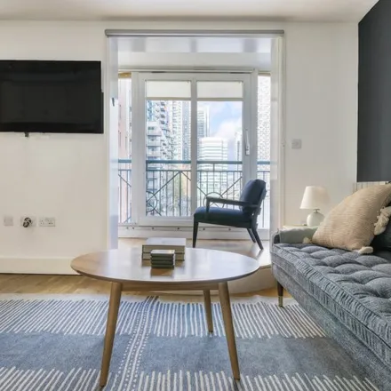 Rent this 1 bed apartment on Digital Realty in 47 Millharbour, Millwall