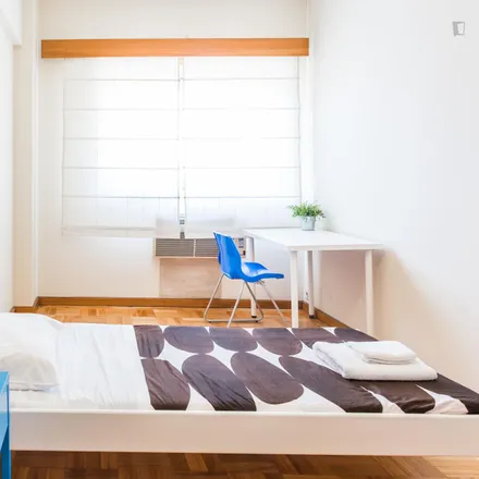 Rent this 4 bed room on Jornal de Notícias in Rua de Gonçalo Cristóvão, 4000-408 Porto