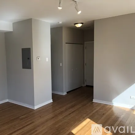Image 6 - 4821 N Christiana Ave, Unit 1W - Apartment for rent