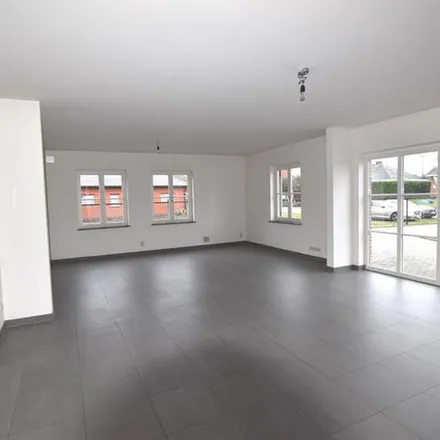 Rent this 3 bed apartment on Witbos 7-9 in 2200 Herentals, Belgium