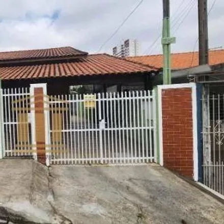 Buy this 2 bed house on Rua Ipatinga in Jardim Sul, São José dos Campos - SP