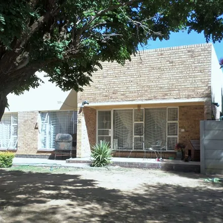 Image 2 - Mercutio Street, Lake View, Matjhabeng Local Municipality, 9460, South Africa - Townhouse for rent