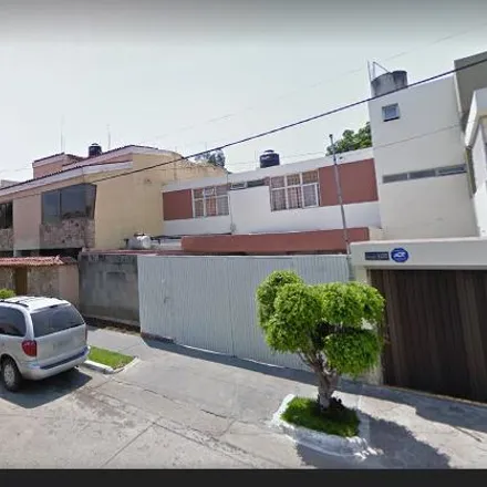 Buy this 4 bed house on Calle Cenit 1125 in Jardines del Bosque, 44510 Guadalajara