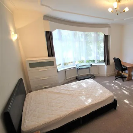 Rent this 1 bed room on 22 St Anne's Road in Leeds, LS6 3NY