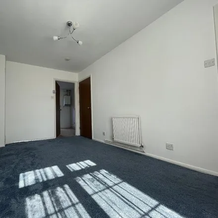 Image 4 - Ormsby Close, Luton, LU1 3SN, United Kingdom - Duplex for rent