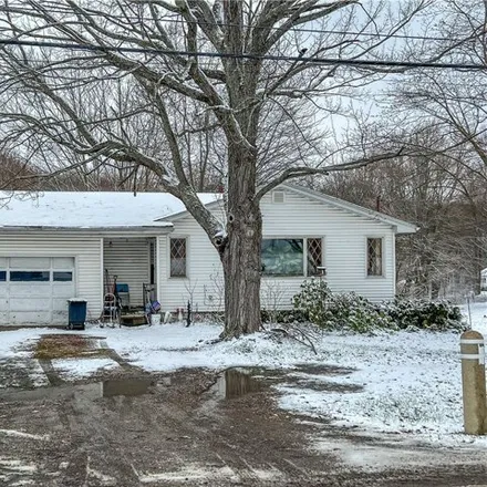 Buy this 2 bed house on 7519 Jefferson Road in Ashtabula County, OH 44004