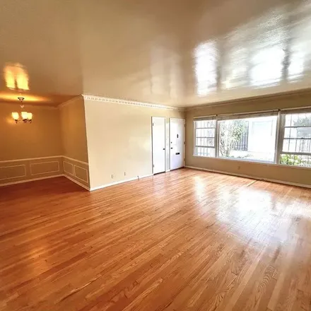 Rent this 2 bed apartment on 879 Austin Avenue in Inglewood, CA 90302