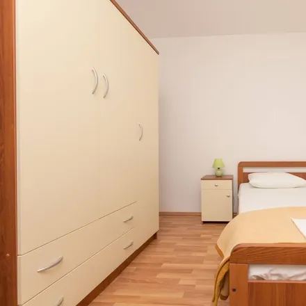 Image 7 - 22202 Primošten, Croatia - Apartment for rent