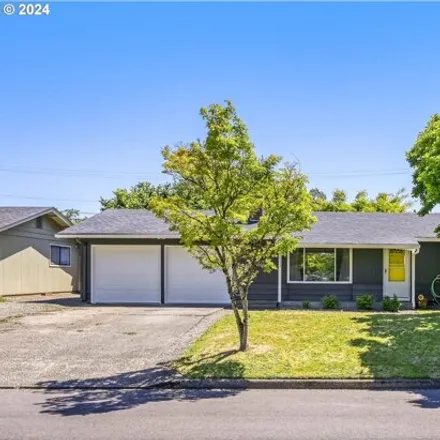Buy this 3 bed house on 1533 Sequoia Ave in Springfield, Oregon