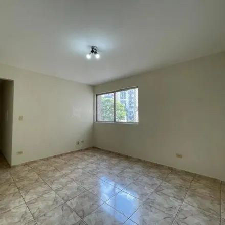 Rent this 3 bed apartment on Rua Distrito Federal in Chácaras Assaí, Maringá - PR