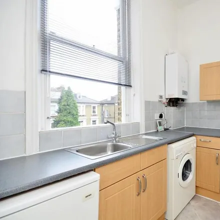 Image 4 - 53 Cavendish Road, London, NW6 7XL, United Kingdom - Duplex for rent