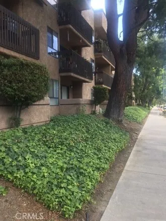 Image 9 - 22100 Burbank Blvd Unit 350f, Woodland Hills, California, 91367 - Condo for rent