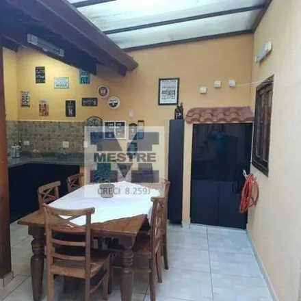 Buy this 4 bed house on Rua Tocantínia in Vila Galvão, Guarulhos - SP