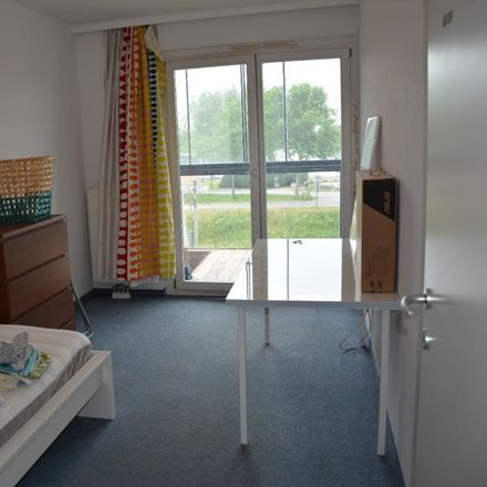 Rent this 3 bed room on Machstraße 5 in 1020 Wien, Österreich