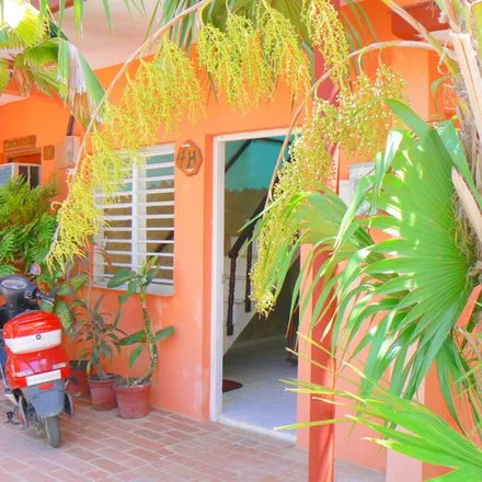 Image 3 - Casa De Momo, Calle 35 (Gacel) 5806, Cienfuegos, 55400, Cuba - Apartment for rent
