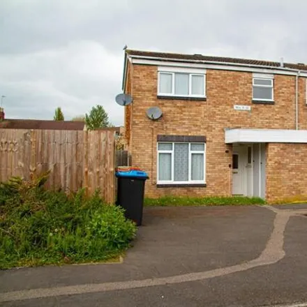 Rent this 3 bed house on Stantonbury Close in Wolverton, MK13 0EY