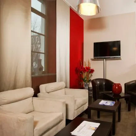 Rent this 2 bed apartment on 21 Rue Lazare Carnot in 38000 Grenoble, France