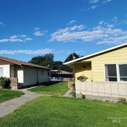 Buy this 4 bed house on 1249 South Elder Street in Nampa, ID 83686