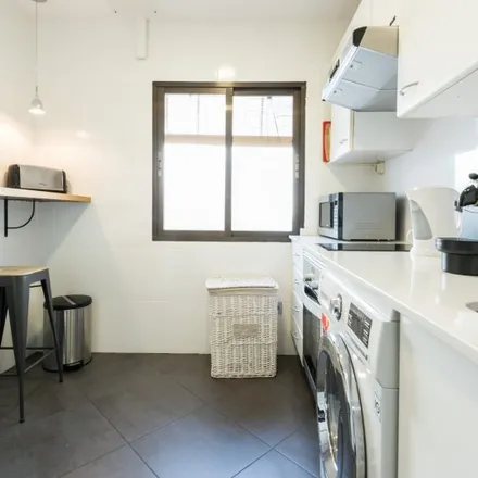 Image 6 - Hortaleza 48, Calle de Hortaleza, 48, 28004 Madrid, Spain - Apartment for rent