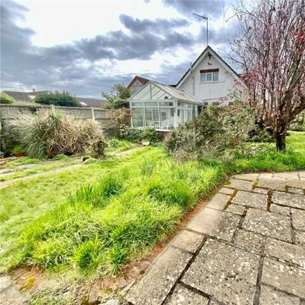 Image 5 - Wren Close, Christchurch, BH23 4BD, United Kingdom - House for sale
