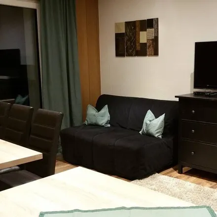 Rent this 2 bed apartment on 6441 Umhausen