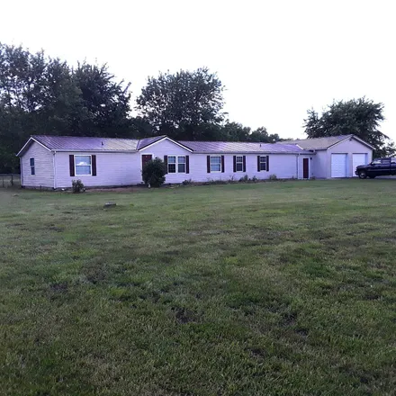 Buy this 4 bed house on 10809 Horseshoe Road in Highland County, OH 45142